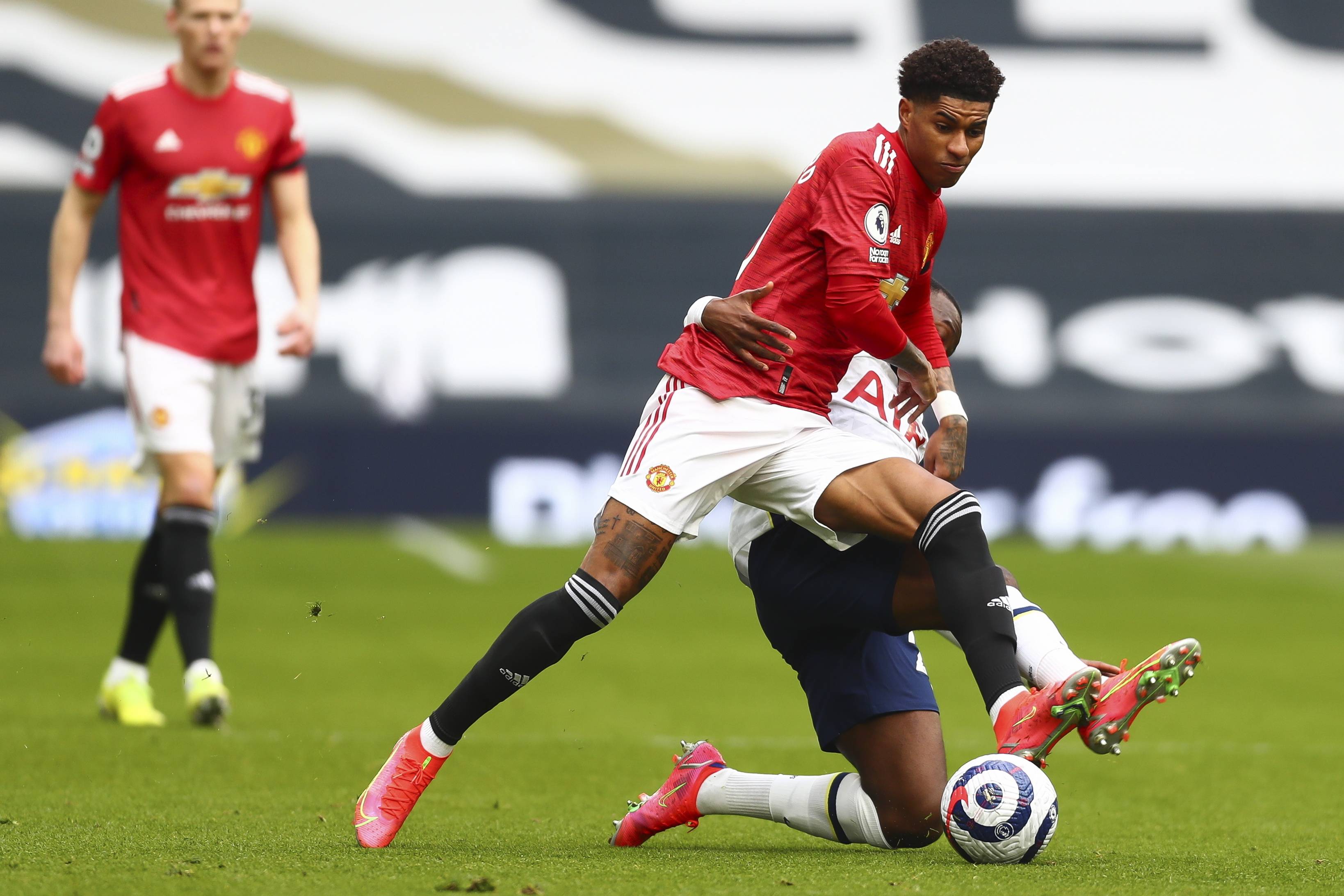 变显然令他 变显然令他